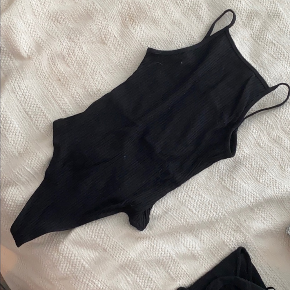 Aritzia Wilfred Bodysuit NEVER WORN
